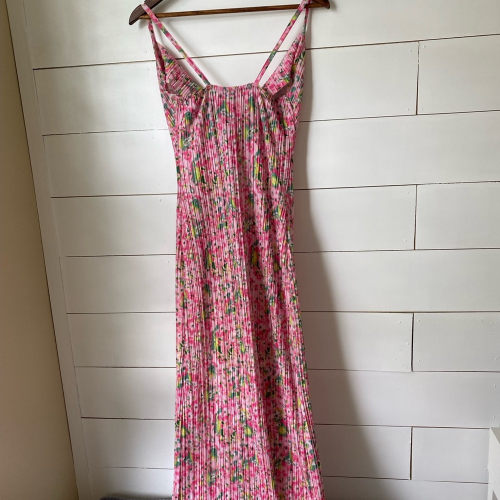 Women’s Prettylittlething maxi dress - Picture 4 of 6